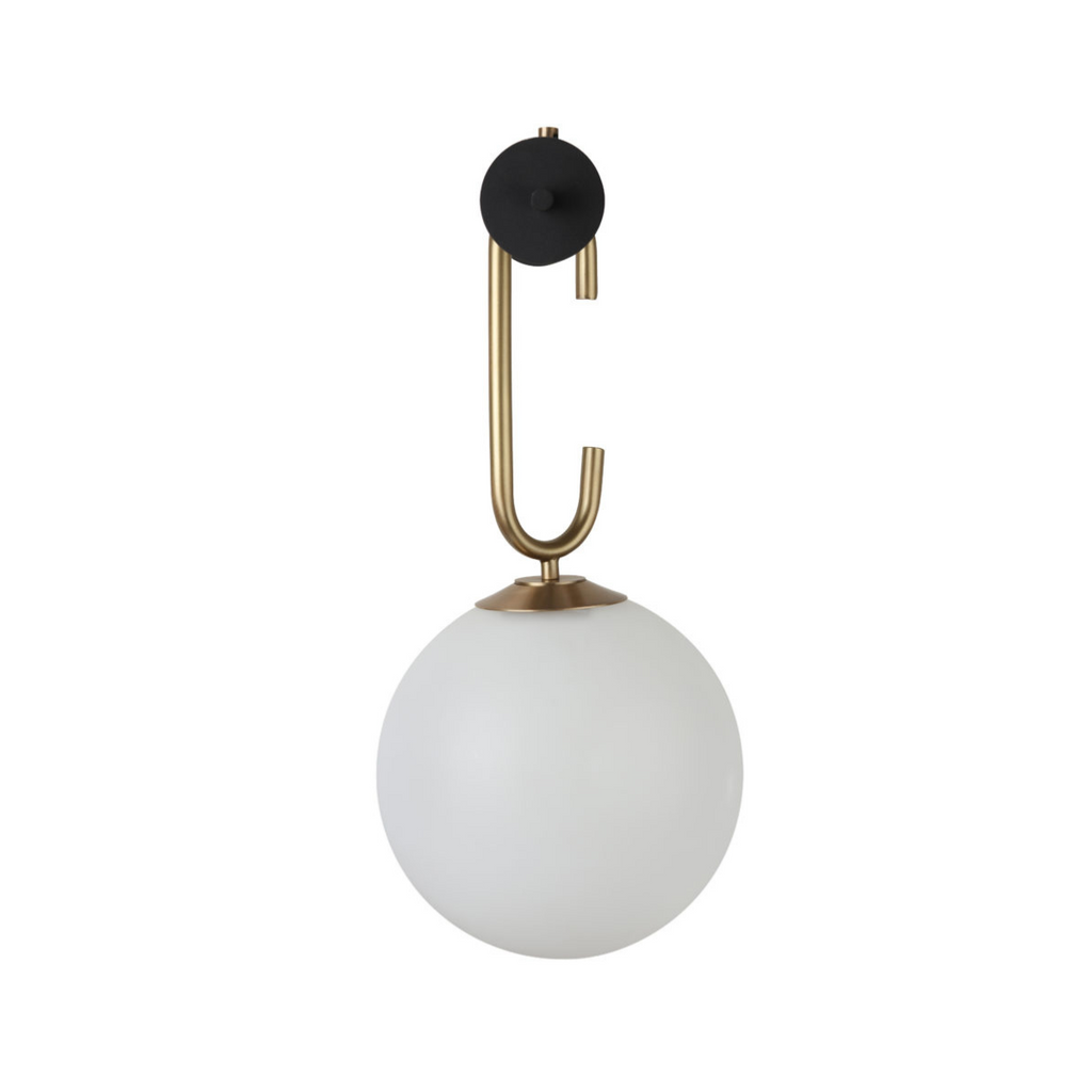 Chic Plug-In Wall Sconce